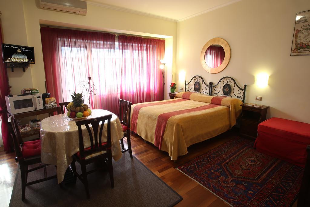 Bed and Breakfast Al Colonnato Di San Pietro Rom Exterior foto