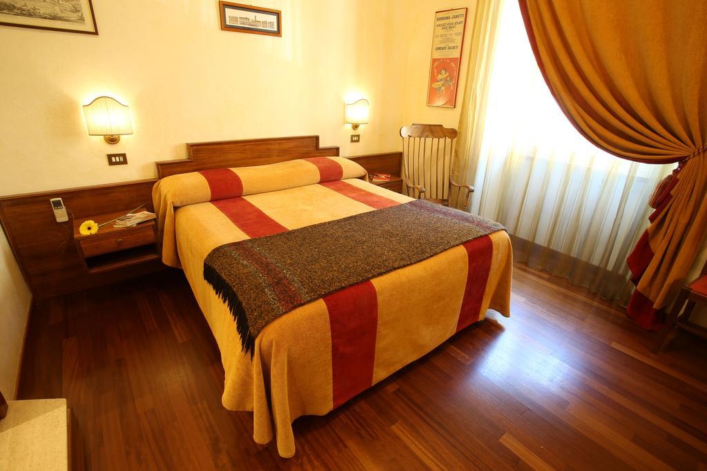 Bed and Breakfast Al Colonnato Di San Pietro Rom Exterior foto