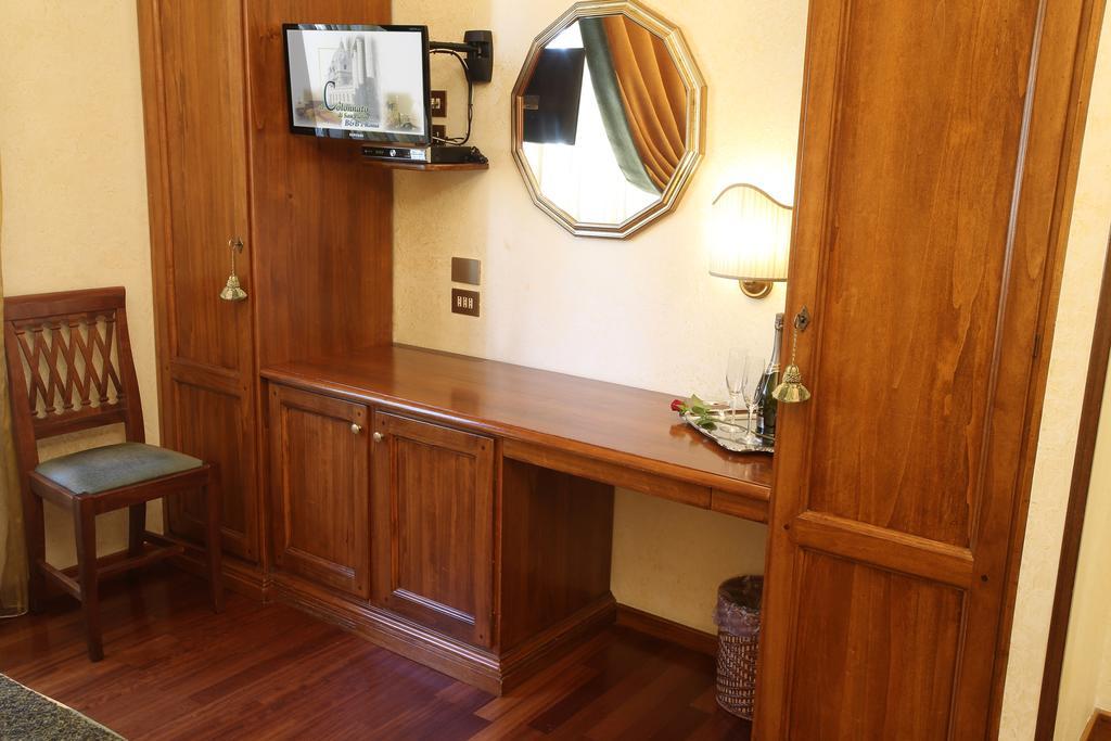 Bed and Breakfast Al Colonnato Di San Pietro Rom Exterior foto