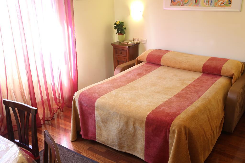 Bed and Breakfast Al Colonnato Di San Pietro Rom Exterior foto