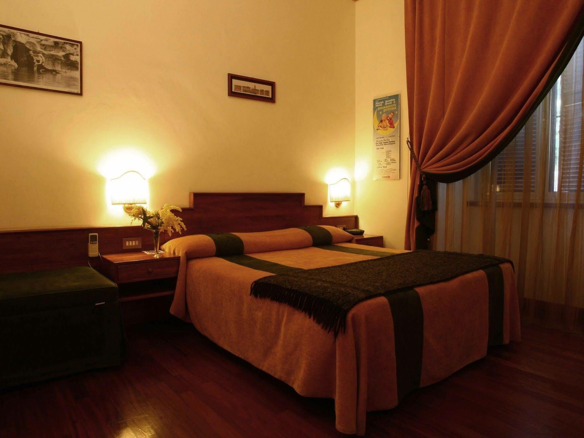 Bed and Breakfast Al Colonnato Di San Pietro Rom Exterior foto